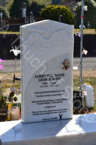 headstone-the-hunter Headstone the Hunter