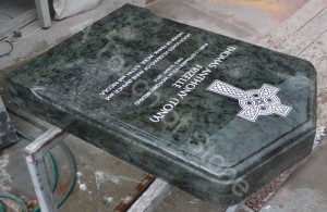 headstone-celtic-cross Headstone Celtic cross